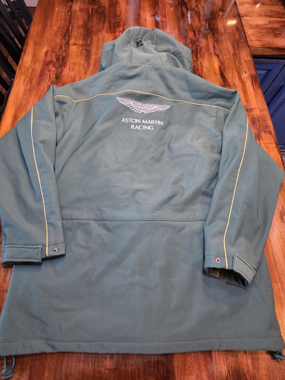 Vintage Aston Martin Racing Coat Men's M collectable, fandom, luxury racing - Picture 11 of 12